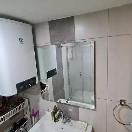 Reina, Appartement